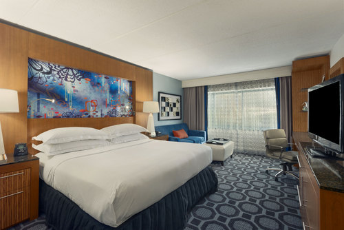 The Hilton Long Island Huntington is the ideal Long Island hotel for business, weekend getaways, Social events, family and leisure travel.