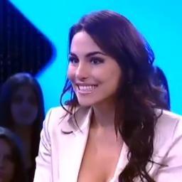 Quero ter mais uma chance pra acertar , quero te mostrar quem sou agora , não vou mais deixar você partir , nada vai tirar você de mim ♪