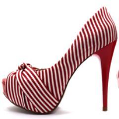 Sapatos femininos finos de couro e tecido com modelos exclusivos.
Sapatos Torricella Uma Empresa 100% Jesus !