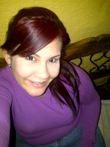 mama de un hermoso bebe, ademas de contador publico y sobre todo venezolana que sale todos los dias a luchar por mi pais