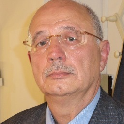 ingegnere informatico da oltre 30 anni sul mercato dell'ICT in Italia.