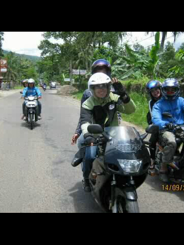 Rus_Kenan's profile picture. Pria setia)