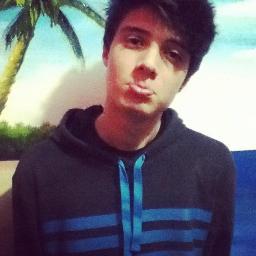 LOL Sim , foi um abraço maravilhoso !! Obrigada por existir ,s2 Amo muuito esse cara .
Since : 13.12.2011
Seguida & Oficializada