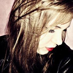 I lost my innocence. Destroy what does not make you evolve and me serve another drink. ♥ Namorada do Jean Carlos♥