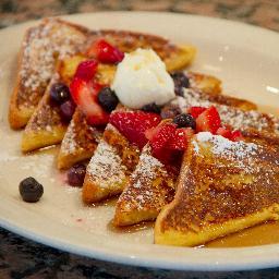 A traditional Texas roadside cafe using local, seasonal and organic ingredients.