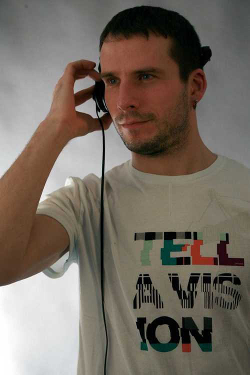 djatomique's profile picture. music is the answer