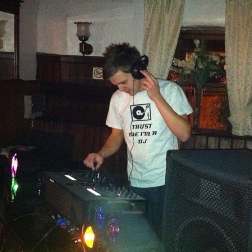 The Official Break Fusion Twitter Page.
DJ/Producer
Mixes  DnB/Dubstep/Electro