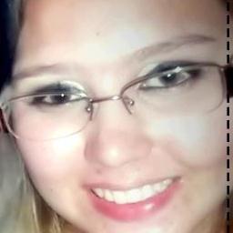 O meu erro foi crer que estar ao seu lado bastaria ♫