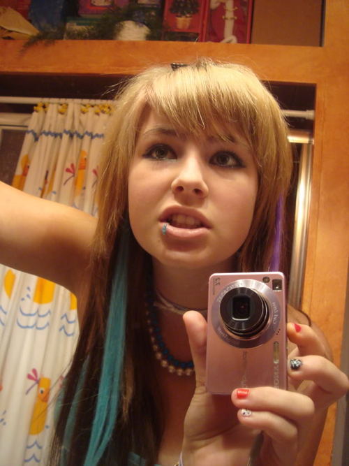 KarieJoe's profile picture. 