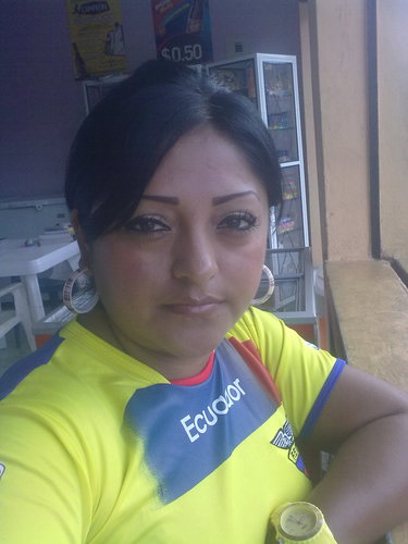 Hola....Feliz Dia a todos mis amiguitos besitos