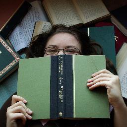 ShealynnsFaerie's profile picture. Student, illustrator, graphic designer, jeweler, bookworm, big sister, and many other nouns.