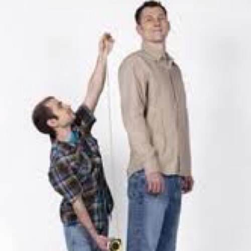 tallproblems1's profile picture. I decided to make this account because all the other tall problems accounts suck.✌ #TALLPEOPLEUNITE