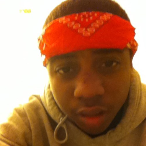 @BeautyNation_03. @MakaiyaJanae_ @tha_GoldenOreos. @Oh_So_Trill. @Bee____. @CRNACK  ok yea follow. 5exy a55 twifey @iLeak_uStrokee