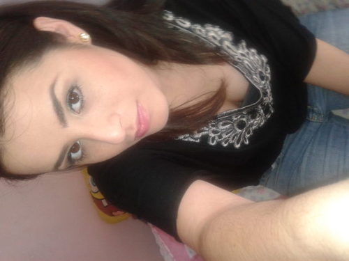 Máma de Grecia, dueña de 4 corazones, amo mucho a mi mors, 100% regia! me gustan los tattoos, el Ska y el chocolate.