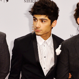 Hi! I'm Italian Directioner 3