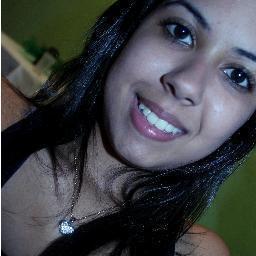 Tão longe de saber para onde estou indo.E me esforçando para descobrir quem eu sou ... ♪