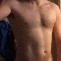 London bloke. Trying to grow. Into freaky muscle