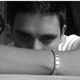 Estudiante de Arquitectura!!! #Promo50 Coordinador de CNEA-UNET__ y GEA-UNET Pensando en el Futuro de Mi Venezuela!!
Fanático del Real Madrid!! #HalaMadrid
