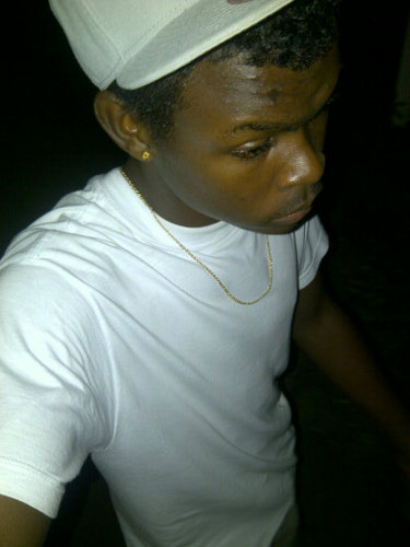 ziah369's profile picture. 