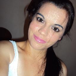 Uma mulher Companheira,Amiga!!!!!
Vixi Leonina..kkk
