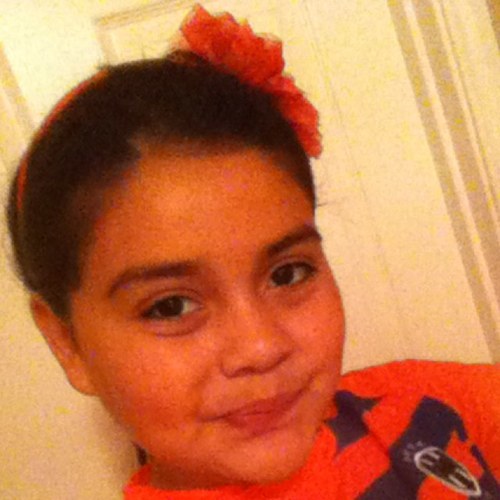 I'm ten i love presents,sis,parents,money,cousin love Jenny