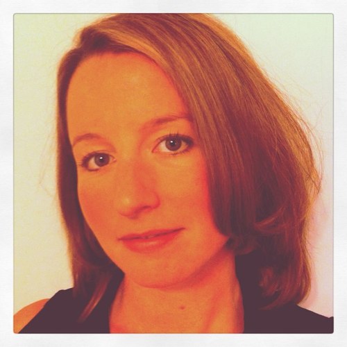 ElizabethDianaJ's profile picture. Marketing lady passionate about the creative process, art, music, nature, and my little pup, Luna.
LinkedIn:
http://t.co/TaxCAW19HO