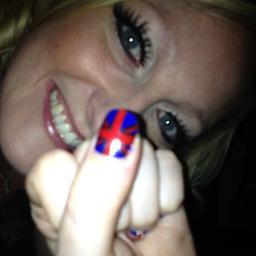 lbunny83's profile picture. 