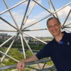 Realedbenton's profile picture. 