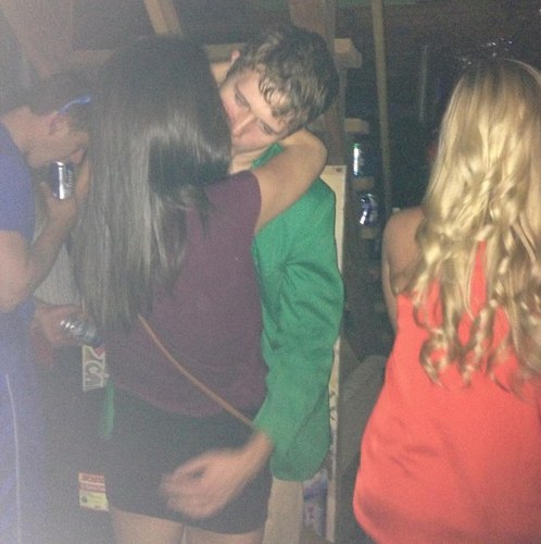 MSU_Makeouts's profile picture. The sloppier the better, but we'll take em all. Take a pic of a couple sucking face and tweet our way. #MSUMakeOuts #gogreen EMAIL PICS TO: MSUMakeOut@Gmail.com