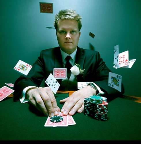 KrisCasino's profile picture. 