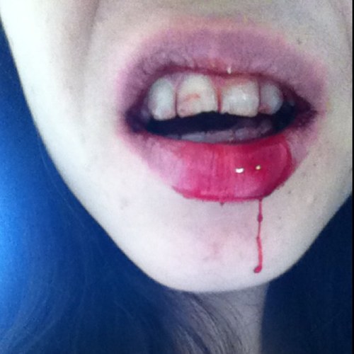 Sin_Cuerpo's profile picture. Grasa abdominal.