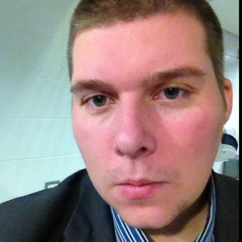 Data Centre / Server Room Designer, Engineer. Loves cricket, football and his xbox.