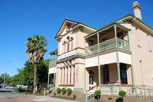 Experience good old fashioned friendly service and at the same time, take in the elegance & style of this 125 year old heritage listed Sandgate Post Office.