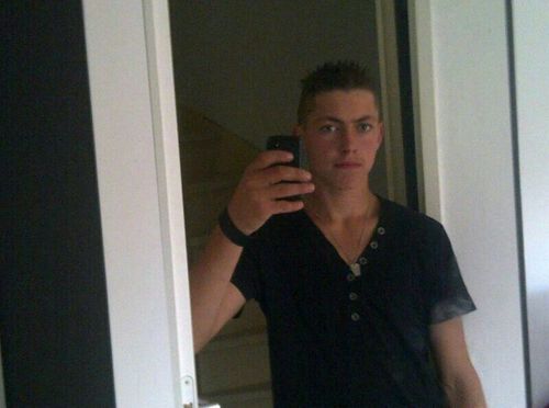 donnie1995's profile picture. 