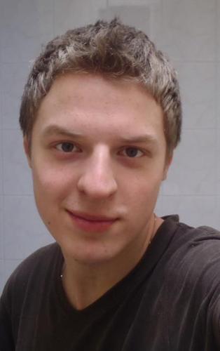 AndyPaddock123's profile picture. 