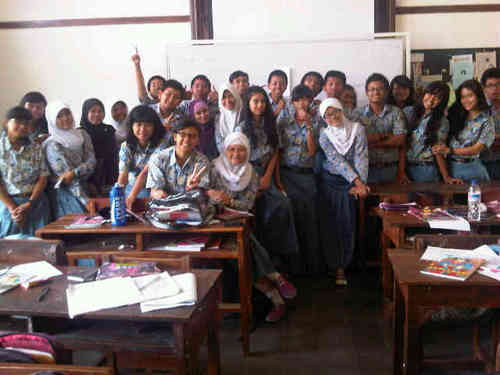 X2_Smansa's profile picture. This is Dix-Deux which has 18 girls & 16 boys. Angkatan 2011/2012. Semarang