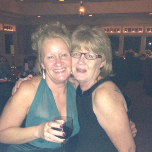 JulieNichols06's profile picture. 