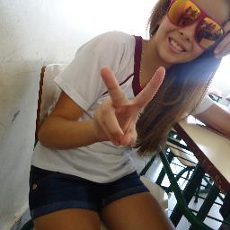 Prazeer Thais Lopes ,12 Anos,Niver:30/12,Londres, #CORINTHIANA , Fuunkeira, loouca , reetardada e seem nooção !   Faace :https://t.co/9ZYDDcUc