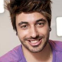 Fã Clube @Raphael_Leandro 
Paulistano 15/06/1988
''Minha Inspiração R.A.F.A