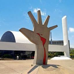 Esta cuenta no refleja el modo de pensar del país, la empresa ni de su propietario. Tengo la conciencia tranquila porque tengo mala memoria