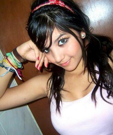 Soy una chica muy morbosa!! LL os amo i SEGUIRME. tengo 22 Años:)