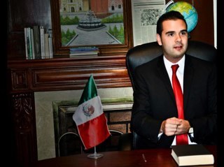 Logremos un mejor futuro para Puebla con Responsabilidad Fuerza y Servicio va por Puebla . Partido Revolucionario Institucional .