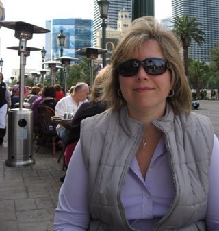 Sr. Mgr of Operations and Chief of Staff and lifelong Program Manager @Adobe. A get it done girl that loves a challenge, cooking, dining and travel.