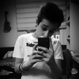 NidusHabbo's profile picture. Me chamo Nidus no Habbo da jurisdição brasileira e portuguesa. Tenho 15 anos. Não jogo nenhum outro jogo utilizando o mesmo usuário. http://t.co/7OD6JC0h