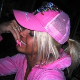 Those that like me, raise your hand. Those that don't, raise your standards. #TeamIDGAF #SmartAndPretty #BARBIEblonde #TexasGirl