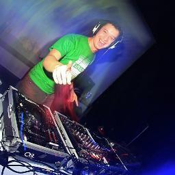 petitleman's profile picture. 