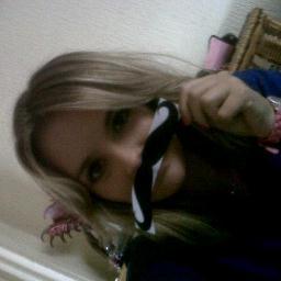 follow me and ill follow you back, get following bitches;)