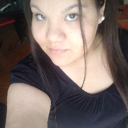 bueno ok soy camila tengo 15 años naci el 17 de marzo del año 98 y bueno me encanta el punk rock y tmb me encanta cocinar  bueno les mando un beso muy grande