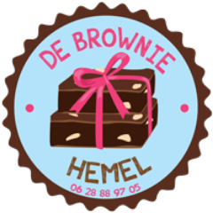 Hemels lekkere brownies, smeuïg en met grote brokken witte en bruine (Fairtrade) chocola. Met liefde gemaakt en natuurlijk met alleen eerlijke ingrediënten.