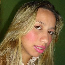 → Sαbє αquєlα gαrotα quє você olhα є pєnsα
 єlα dєvє sєr lєgαl! 
єntão... não sou єu!